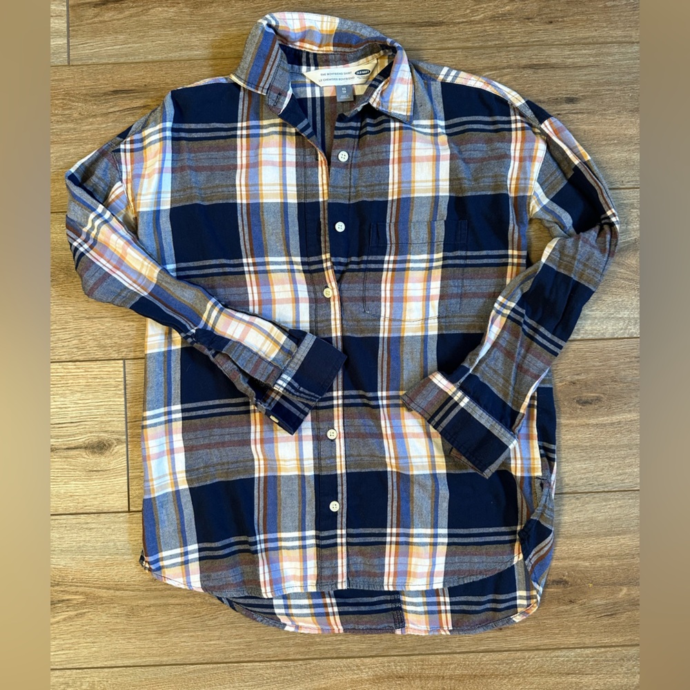 XS Old Navy boyfriend button down